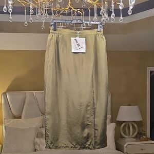 Pier 26 Silk Elegant Pencil Skirt in Olive Size M Washable